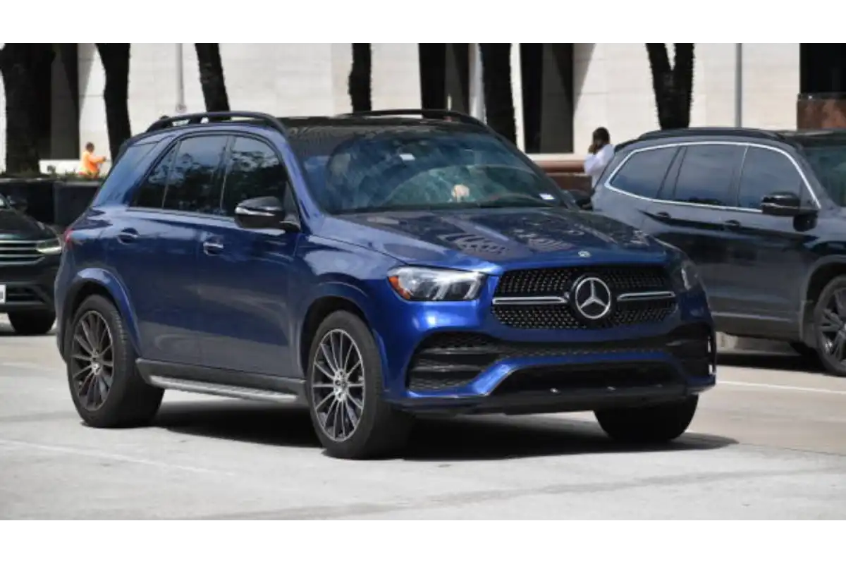 Mercedes 5 seats G-Class for rent 